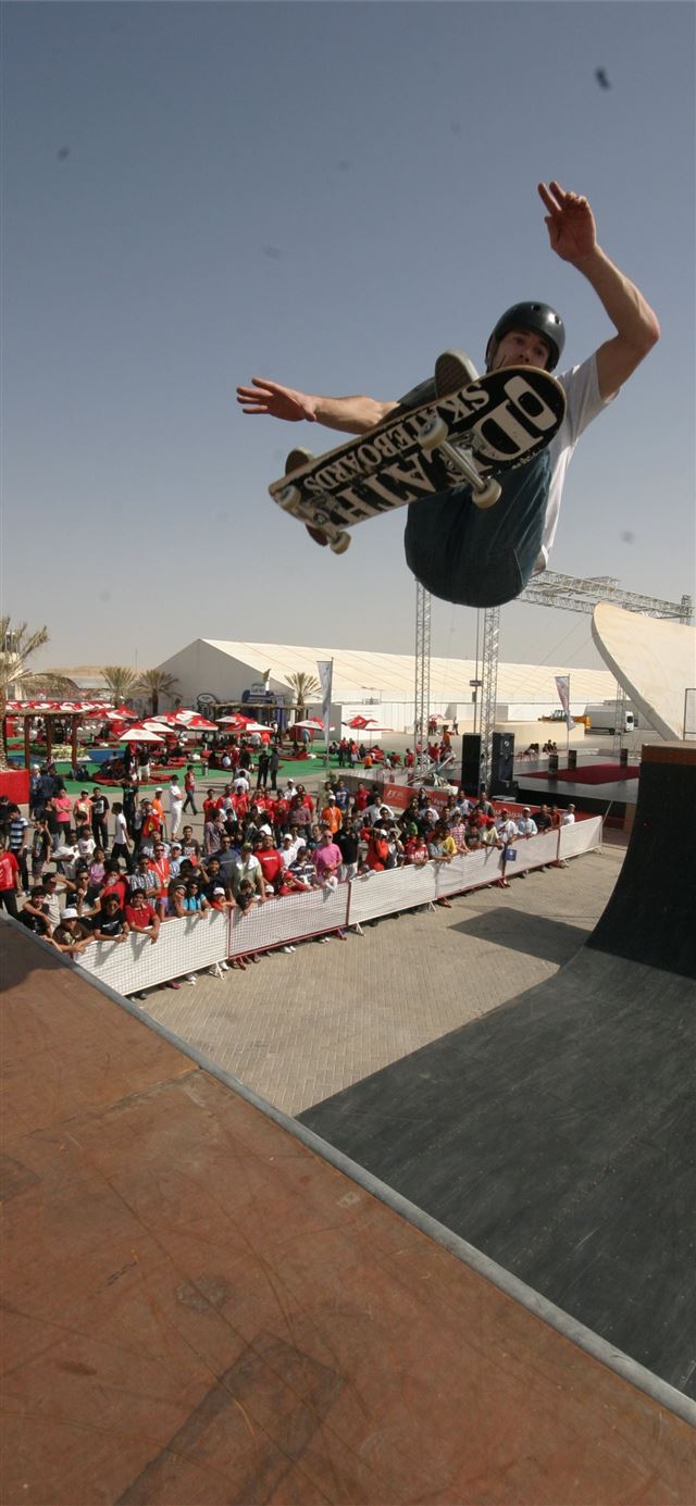 Best 53 Shaun White Skateboarding on Hip iPhone X wallpaper 