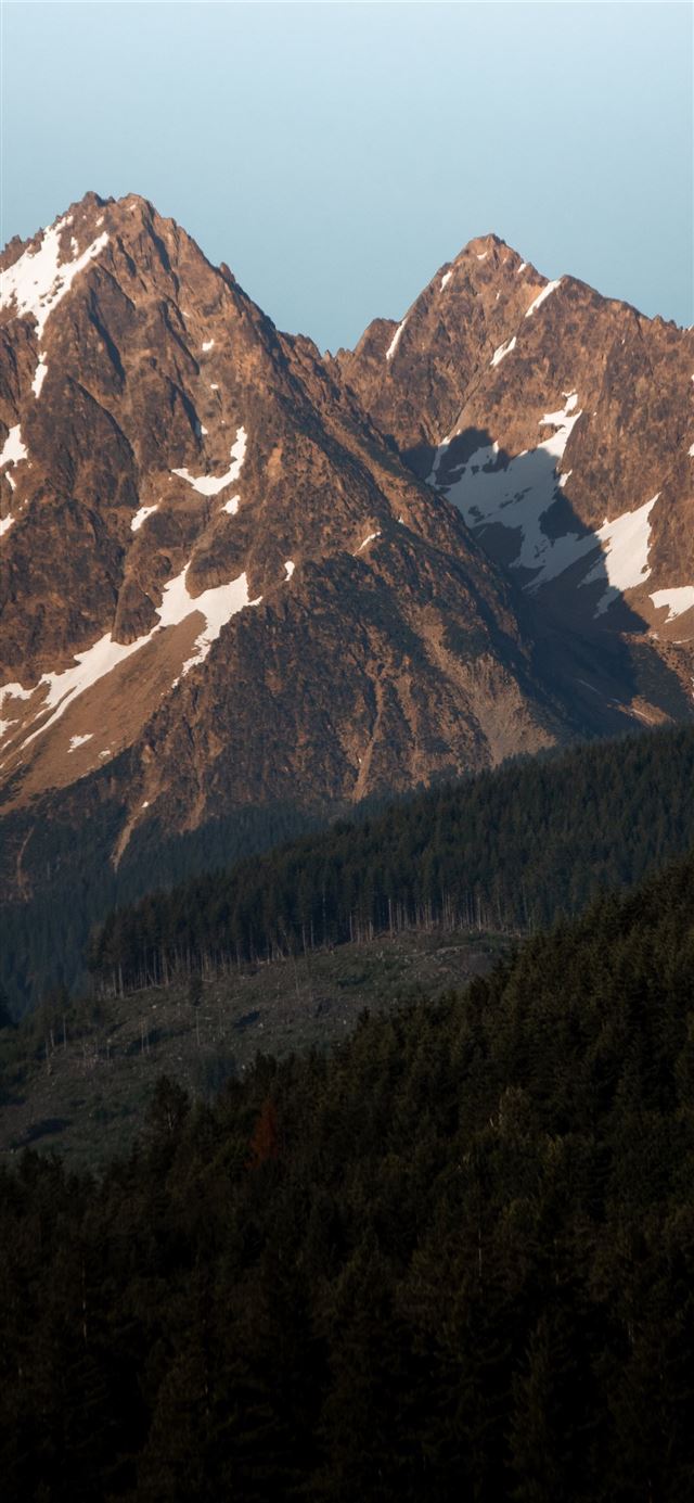 brown mountain iPhone X wallpaper 