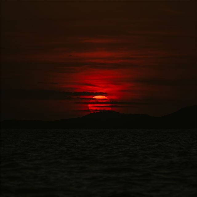 dark sunset sea 5k iPad Air wallpaper 