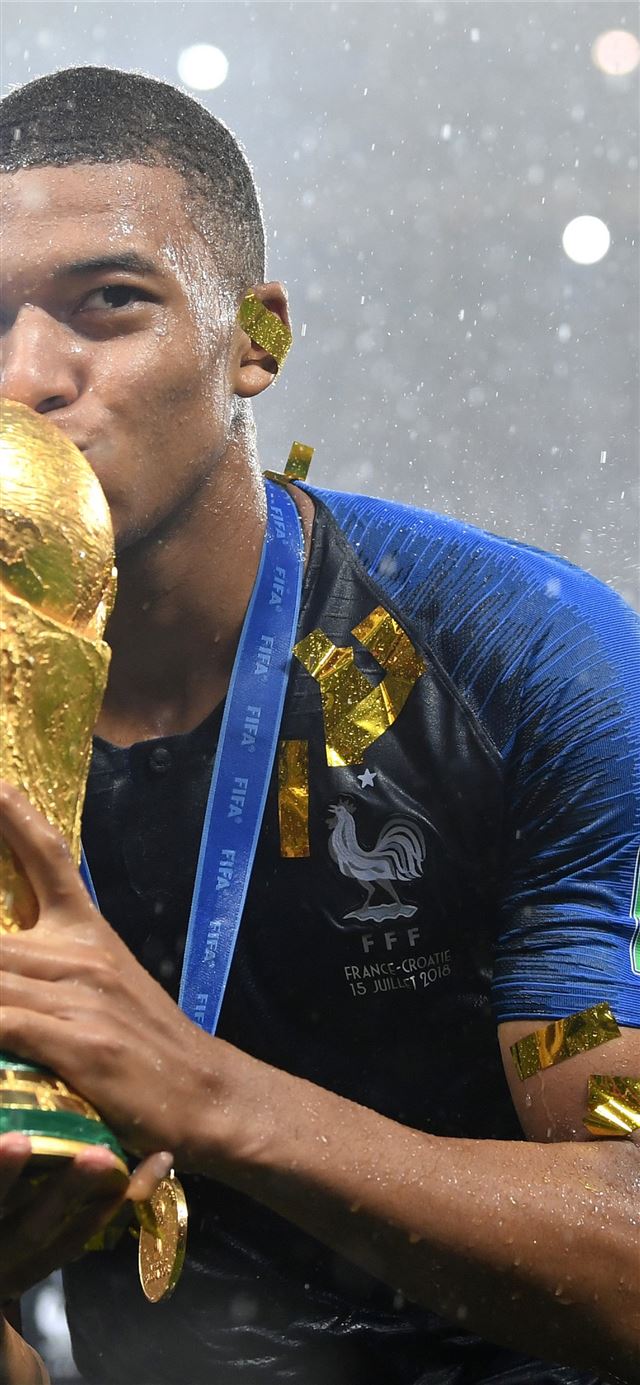 Kylian Mbappe Celebrates FIFA World Cup Win Sony X... iPhone 11 wallpaper 