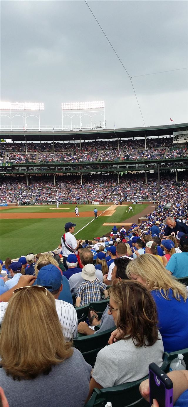 Wrigley Field section 102 row 14 seat 2 Chicago Cu... iPhone X wallpaper 