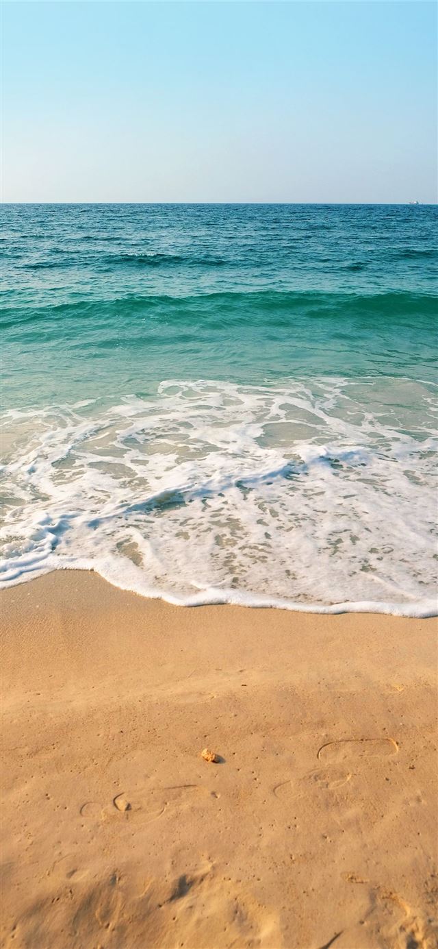 Beachy Head iPhone X wallpaper 