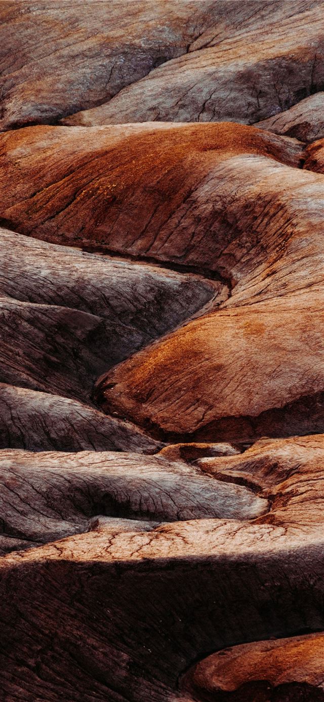 brown rocks iPhone X wallpaper 