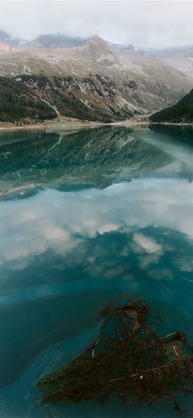 Lake District iPhone 11 wallpaper 