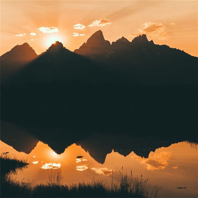 lake silhouette mountains beside 4k iPad Air wallpaper 