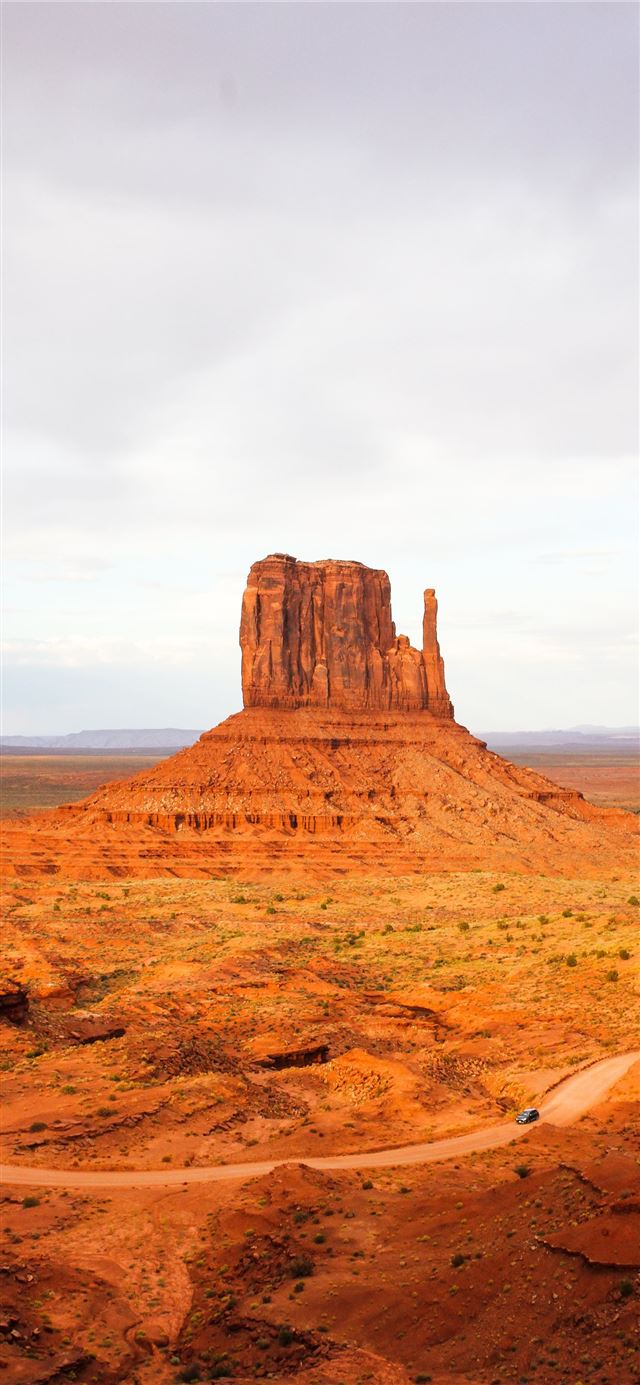 Monument Valley iPhone 11 wallpaper 