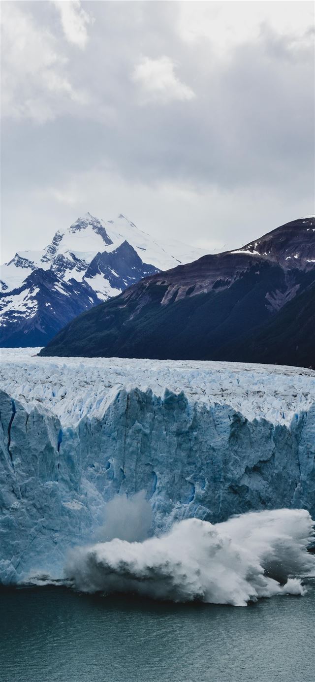 Perito Moreno Glacier Collapse Argentina matialons... iPhone 11 wallpaper 