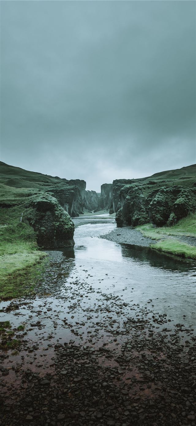 River Stream Coast Steep Stony Ditch Faroe Islands iPhone X wallpaper 