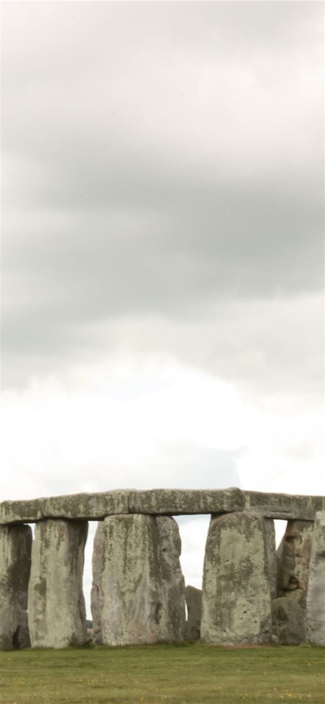 Stonehenge and Bath May 14 2011 – Day 6 iPhone 11 wallpaper 