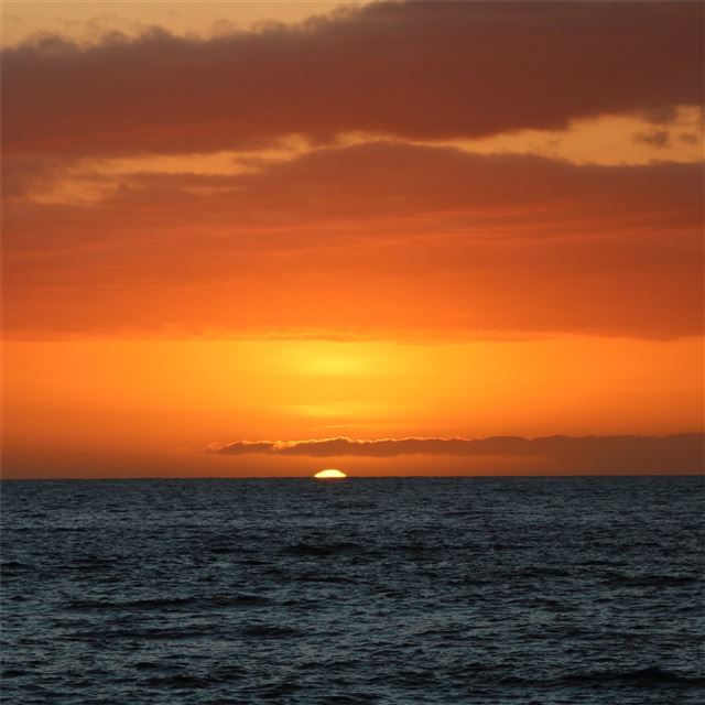sunset hawaii orange tropical ocean sea water 5k iPad wallpaper 