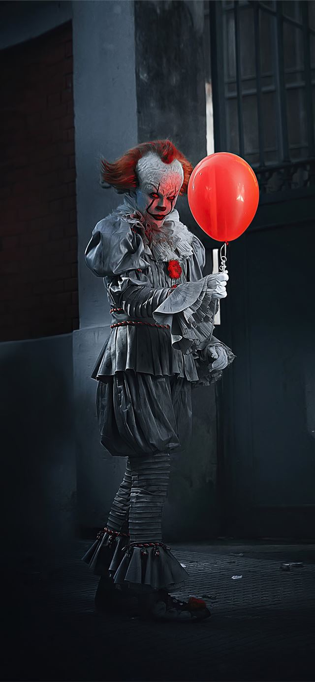 pennywise the clown it cosplay iPhone 11 wallpaper 