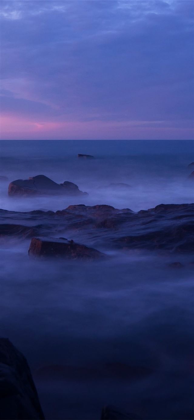 sea coast horizon calming iPhone X wallpaper 