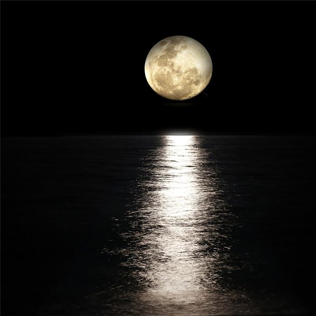 dark night moon reflection in sea 5k iPad Pro wallpaper 