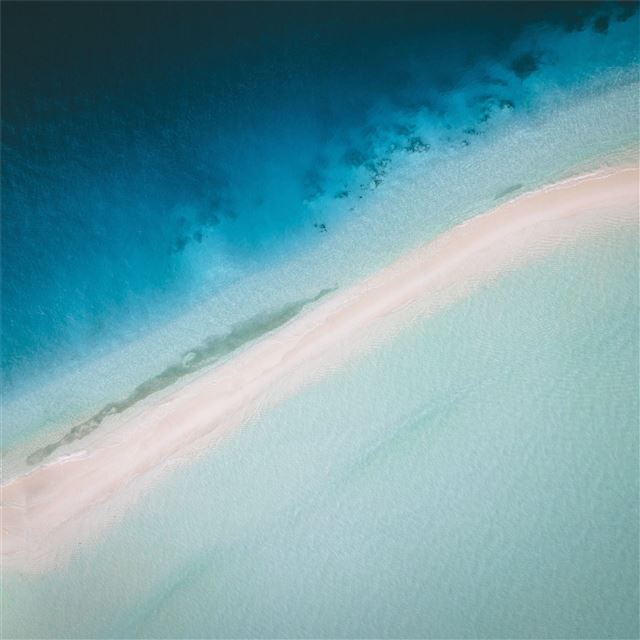 maldives island aerial view 4k iPad Pro wallpaper 