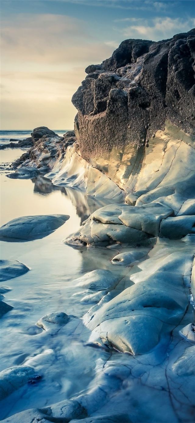 rock coast nature iPhone X wallpaper 