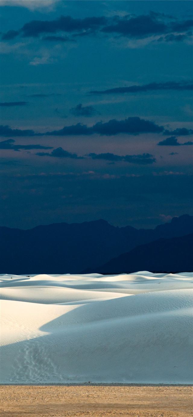 white sands national monument mexico iPhone X wallpaper 