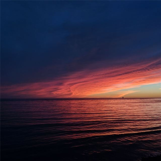 sea ocean sunset reflection pastel waves iPad Air wallpaper 