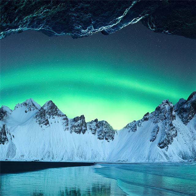 aurora in iceland mountains 5k iPad Pro wallpaper 