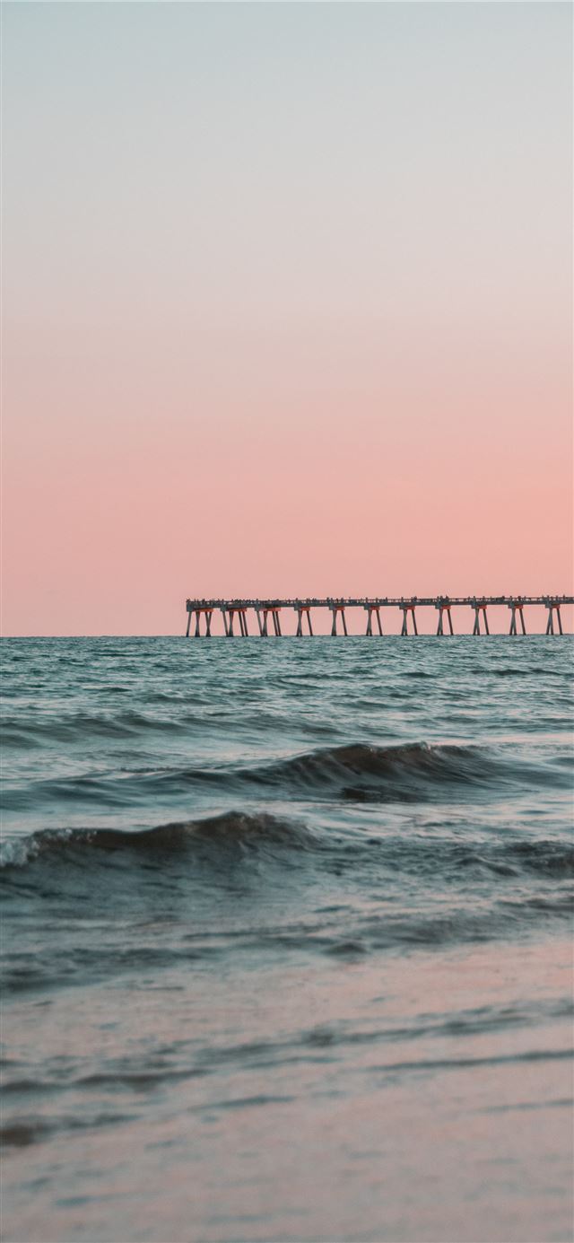long exposure photography of ocean waves iPhone 11 wallpaper 