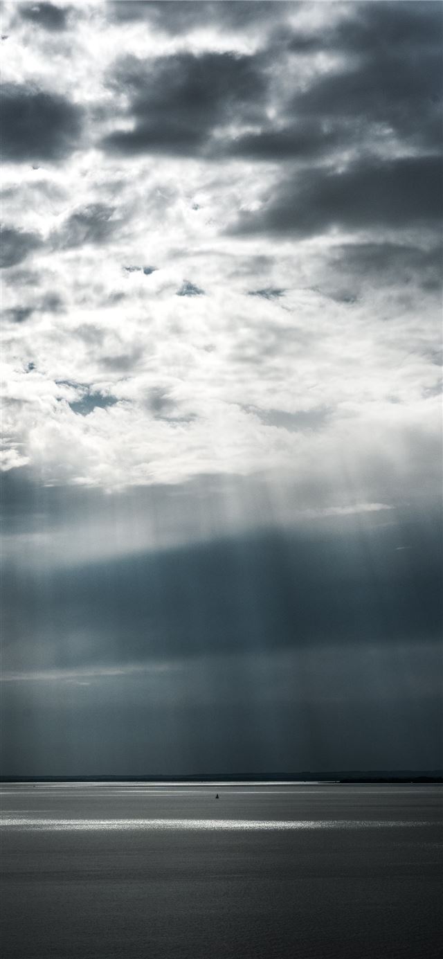 view of gray cloudy sky iPhone 11 wallpaper 