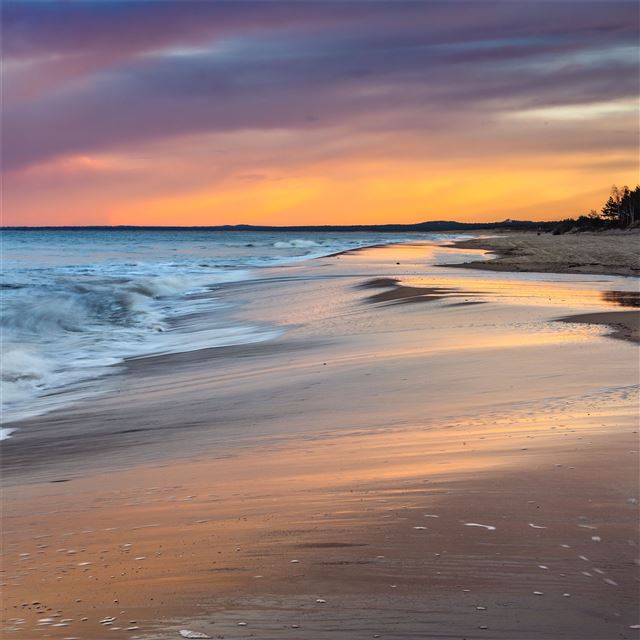 beach horizon calm 5k iPad Air wallpaper 
